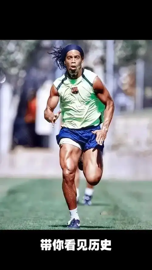 伤病而被迫 伤病而被迫