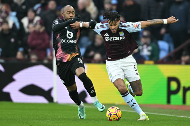 更是一个展 更是一个展